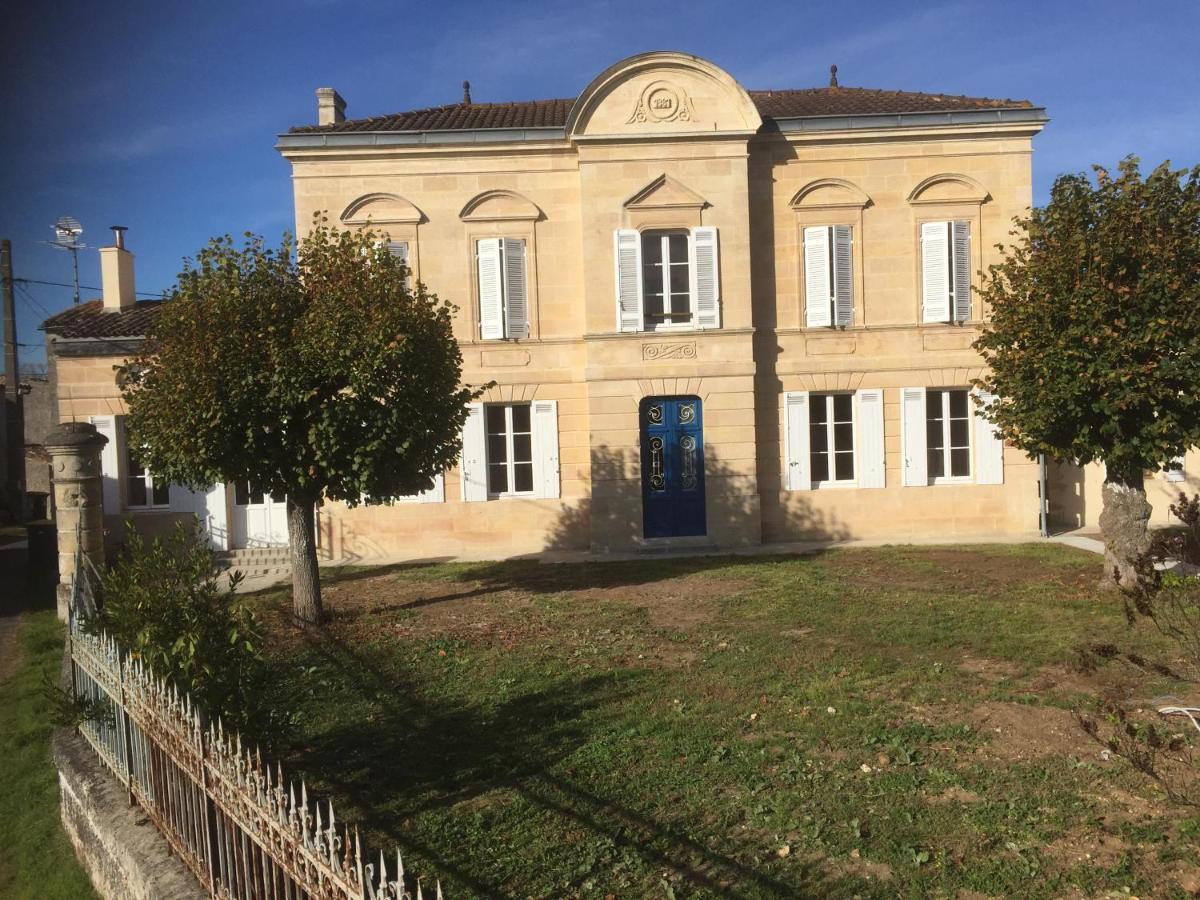 Superbe Gite A La Campagne Dans Le Bordelais Saint-Vivien-de-Blaye Zewnętrze zdjęcie