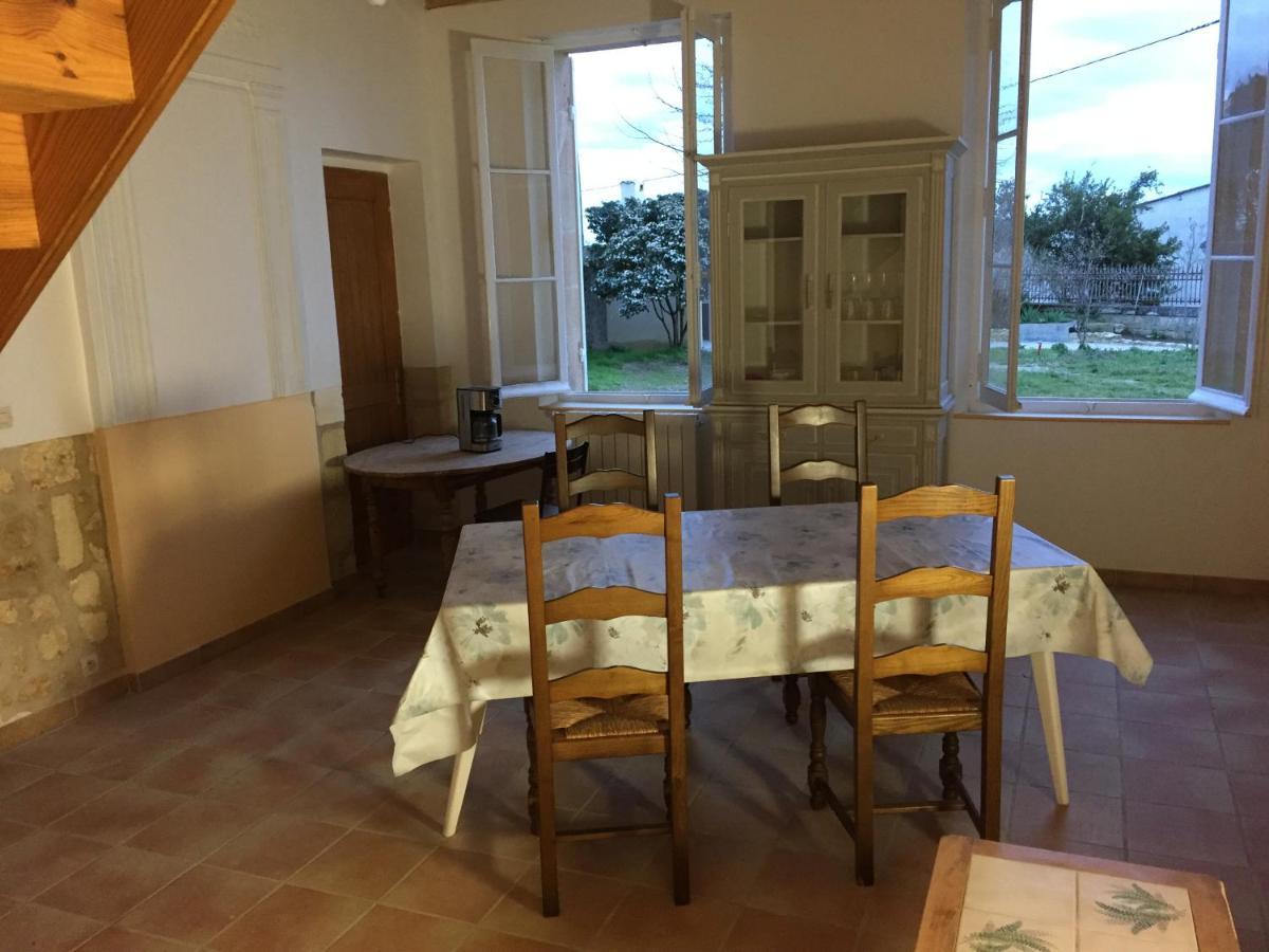 Superbe Gite A La Campagne Dans Le Bordelais Saint-Vivien-de-Blaye Zewnętrze zdjęcie